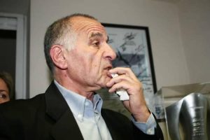 Ο Βασίλης Κωνσταντίνου μετά την επίθεση (photos)