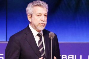 Η θέση της κυβέρνησης για το τελεσίγραφο FIFA, UEFA