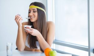 Προσθέτει το γιαούρτι (ή η δίαιτα του γιαουρτιού) βάρος;