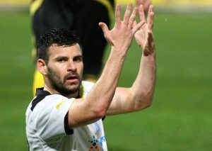 Απόλλων Σμύρνης: «Φορτώνει» ο Σιαλμάς