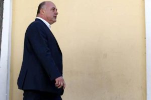 Μπέος: «Ο εισαγγελέας μεροληπτεί εις βάρους μου»