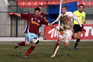 Football League: Αυλαία με… καθυστέρηση!