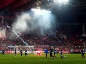 Super League: Μαζεμένες… καμπάνες!