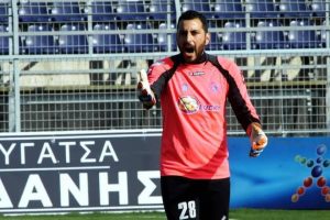 Κασμερίδης: «Ζούμε με δανεικά»