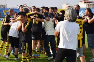 Τσιάκος: «Ομάδα θρύλος η Αναγέννηση»