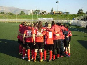 Γλυφάδα: Φιλικό με Ένωση Καμινίων