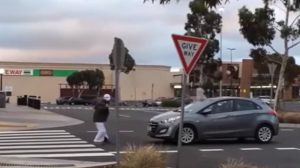 Ο Άραβας με τις βόμβες ξαναχτυπά και τον κάνουν… μαύρο (video)