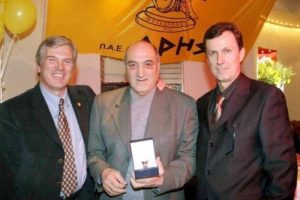 Πόστα σε Δράμπη, Οικονομίδη