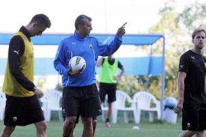 Δέλλας: Ντόπαρε τους παίκτες – «Να κάνουμε τη δουλειά μας»