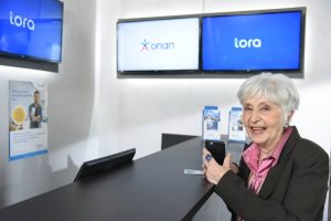 Η Έφη Παπαθεοδώρου χρειάζεται χρήματα εδώ και…tora και ο Γιώργος Καπουτζίδης τρέχει