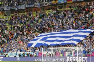 Γιούχα από Έλληνες φιλάθλους στους Γερμανούς στο EURO U19!