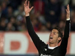Ο… σωματοφύλακας του Κριστιάνο Ρονάλντο (video)