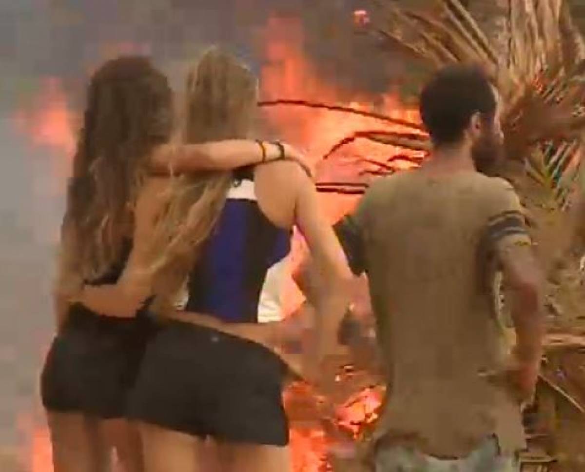 Survivor: Το... έκαψαν το καλυβάκι τους οι Μαχητές (video)