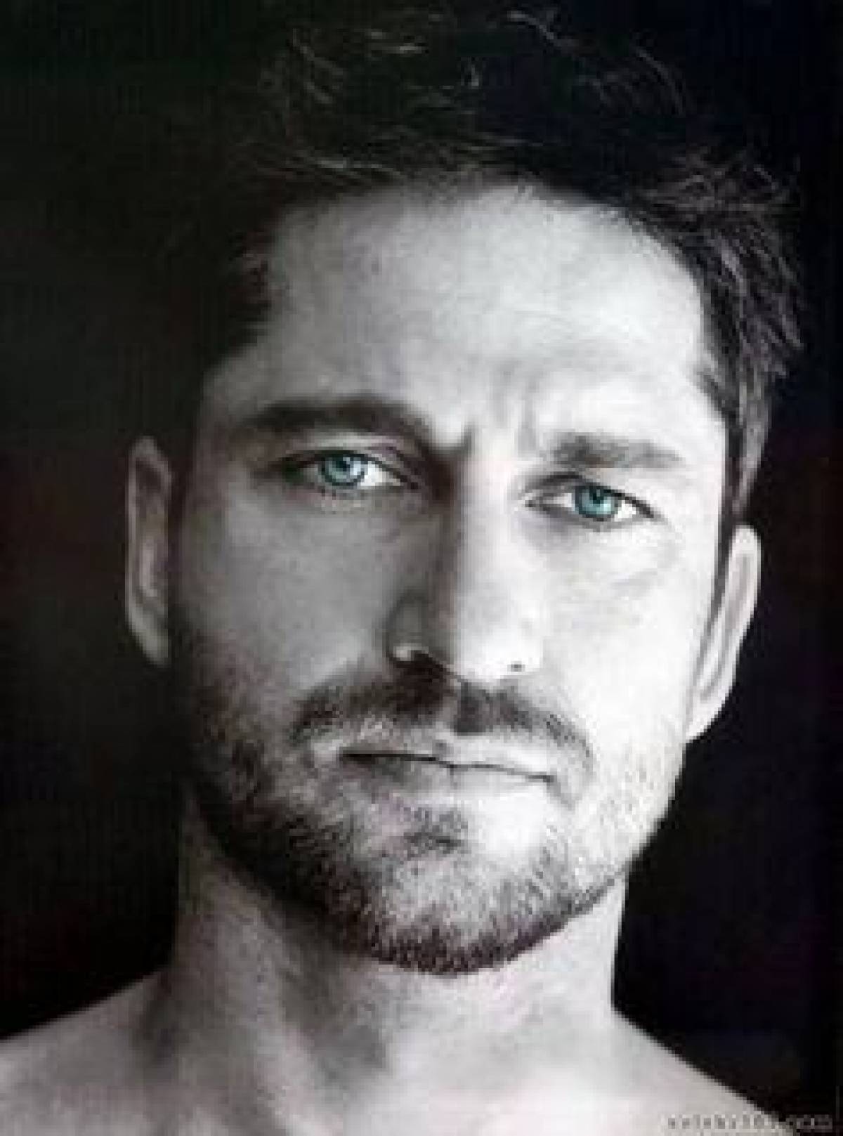 Gerard Butler: Το απόλυτο αρσενικό στην παραλία! (photo)