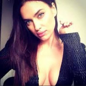 Η πίσω όψη της Ιρίνα Σάικ! (photos)