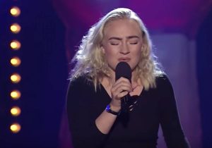 Πέντε φωνάρες που τρέλαναν το Voice της Ισλανδίας (video)