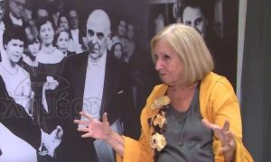 Κάρμεν Ρουγγέρη: «Έπαιρναν 5,5 εκατομμύρια δραχμές το επεισόδιο κι εγώ 200.000»