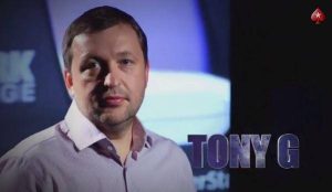 Έκλεισαν τον Tony G και την Vanessa Selbst στο κλουβί (video)