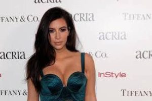 Κιμ Καρντάσιαν: Δείτε τι φόρεσε για να πάει στο γκαλά! (photo)