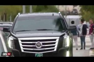 Γκρέμισε τοίχο στο προπονητικό κέντρο της Μπαρτσελόνα ο οδηγός του Μέσι (video)