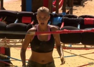 Αποχώρησε η Λάουρα από το Survivor, κατέρρευσε η Βαλαβάνη (video)