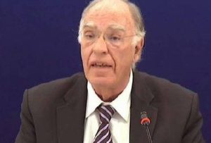Πιάστηκες μαλ…, φρόντισε να φανείς Λεβέντης (Photo)