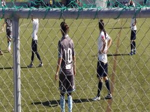 Apollon Ladies: Συνεχίζουν το… βιολί τους!