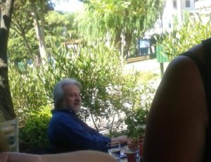 Λεβαδειακός: Χαλαρός Κομπότης στα βόρεια προάστια της Αττικής