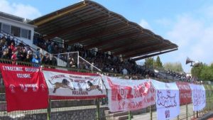 Κοζάνη: Διαμαρτυρία φιλάθλων για τοπικά ΜΜΕ