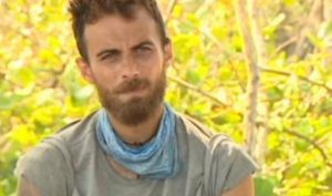 Survivor: «Σκληρός» ο Μάριος, γκάζωσε την ομάδα του για τα δάκρυα για τη Λάουρα (Video)