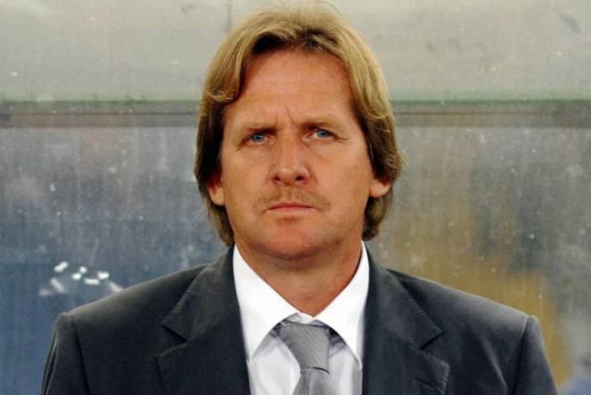 Στο τιμόνι της Εθνικής ο Σούστερ
