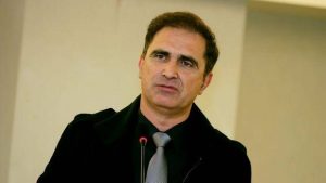 Μποροβήλος: «Δεν είναι λύση να αφαιρούνται βαθμοί»