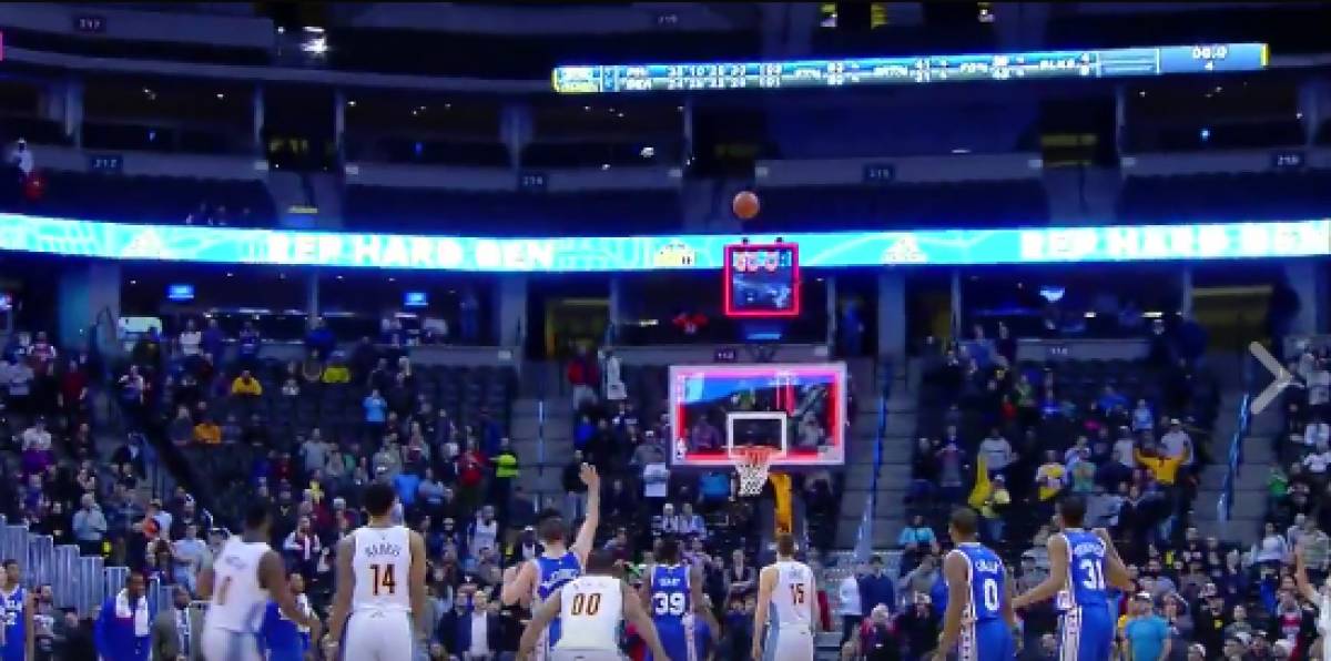 Το κορυφαίο buzzer beater του μήνα! (video)