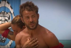 Survivor: Εξω φρενών ο Ντάνος ξανά… «Μου λες πως κλέβω;» (video)