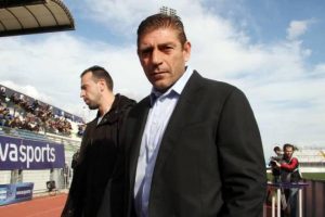Άρης: «Καίει» η θέση του προπονητή