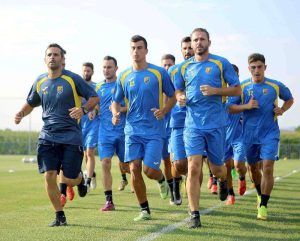 Παναιτωλικός: Δοκιμάζει Λινάρδο