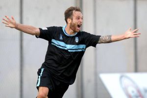 Πανελευσινιακό: Με το στυλό στο χέρι ο Γκονζάλες