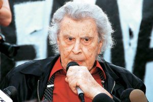 ΠΑΟΚ: Ο Ιβάν Σαββίδης και ο Μίκης Θεοδωράκης