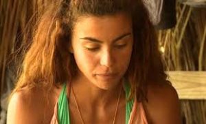Survivor: Χαμογελαστή και κεφάτη η Ειρήνη Παπαδοπούλου έφτασε στην Αθήνα (photos)