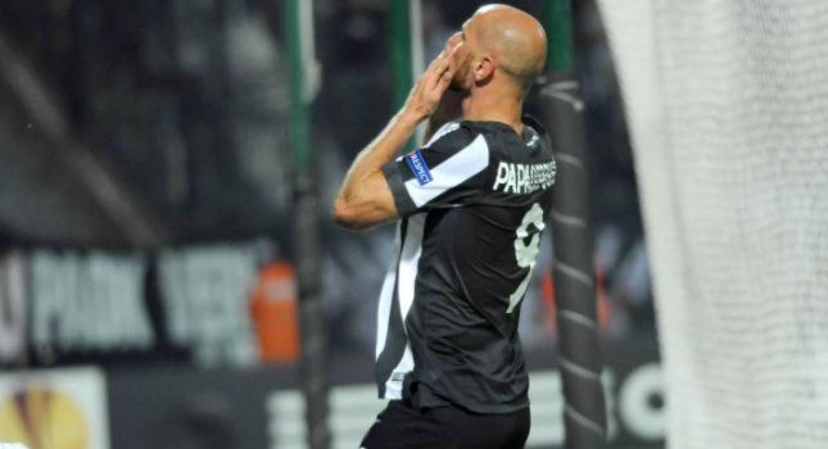 ΠΑΟΚ: Φιλί... ζωής από τον Παπαδόπουλο