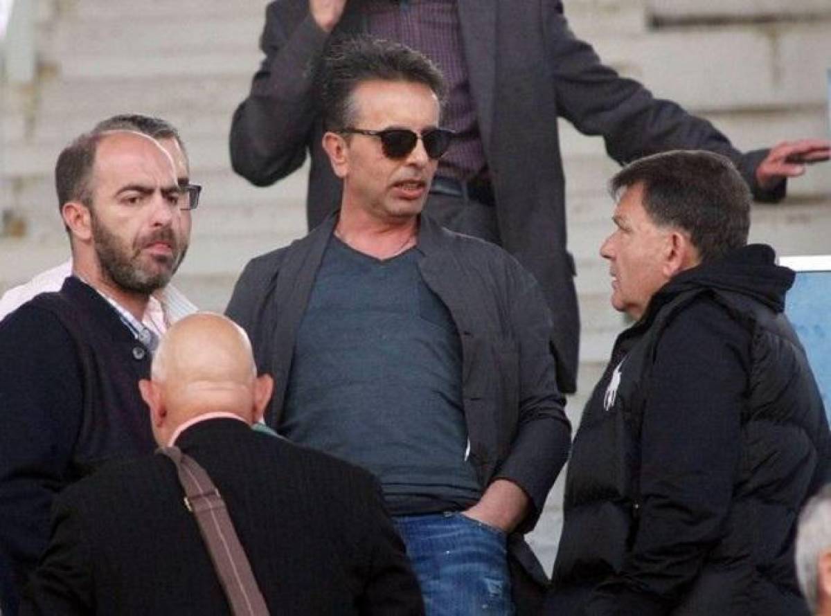 «Δικηγόρος μόνος ψάχνει»