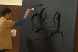 Της εκδήλωσε τον έρωτά του μέσα στην τάξη (video)