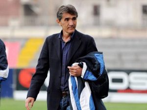 ΑΕΛ: Τα ηνία και επίσημα ο Ντόστανιτς