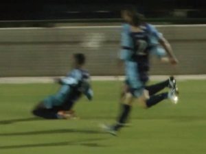 Γκολ από τα 35 μέτρα! (video)