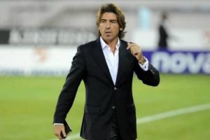 Σα Πίντο: Πιάστηκε στα… χέρια με φίλο της κόρης του