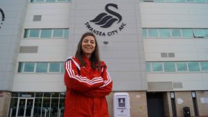 Μια Ελληνίδα στην Premier League…