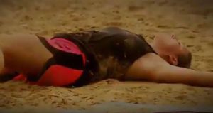 Σοκ στο τουρκικό Survivor: Παίκτρια πέφτει αναίσθητη στο έδαφος (video)