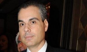 Νίκος Στραβελάκης: Συγκλονίζει μέσα από το νοσοκομείο! Ετσι με χτύπησε ο κορονοϊός