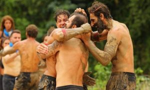 Survivor: Το ατύχημα που κανείς δεν πρόσεξε – Ποιος παίκτης έχασε το δόντι του;