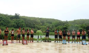 Survivor: «Ο Άρης μιλά για γάμο και κάνει τα αίσχη εδώ μέσα»